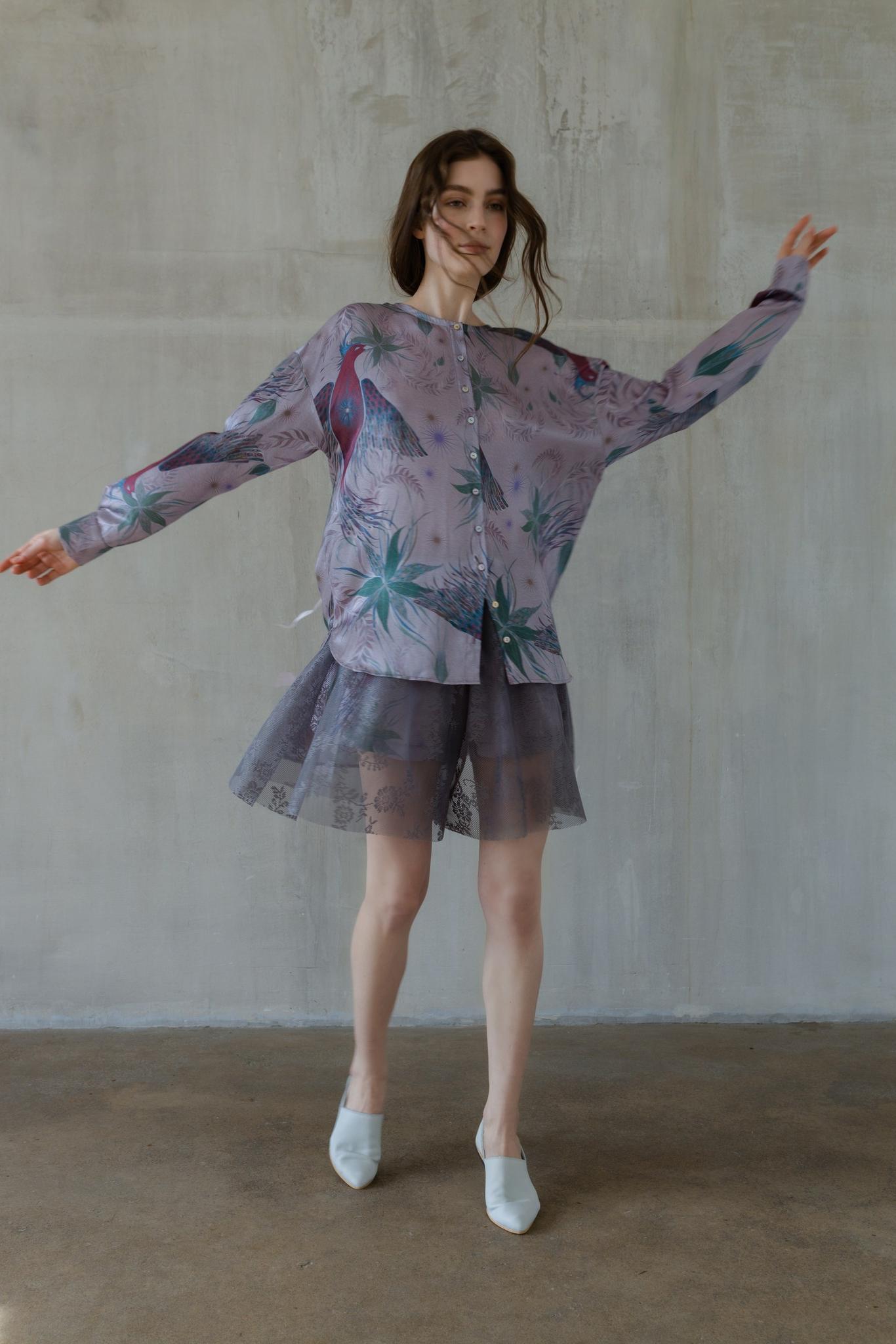 Шелковая рубашка с принтом Феникс/Silk shirt with Phoenix print