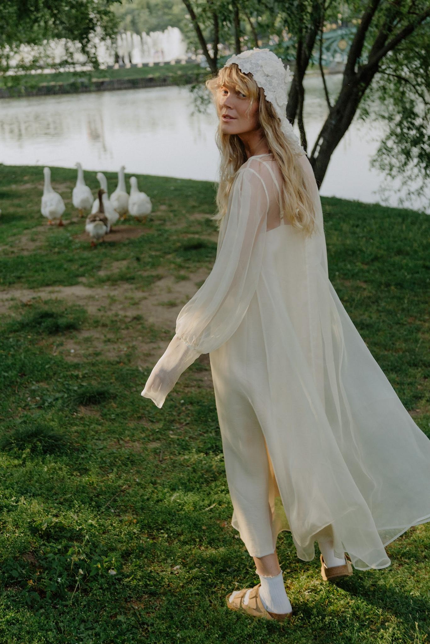 Платье из органзы молочное/Milk organza dress