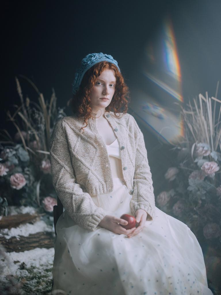 Укороченный свитер