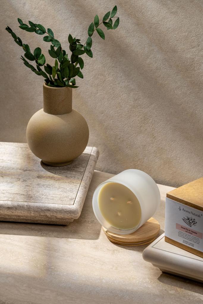 Арома свеча Nature 310g - Sweet Pea & Jasmine