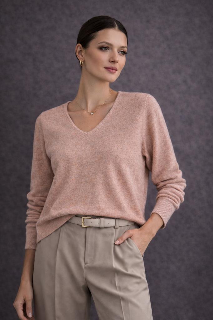 Джемпер бежево-розовый SOFT