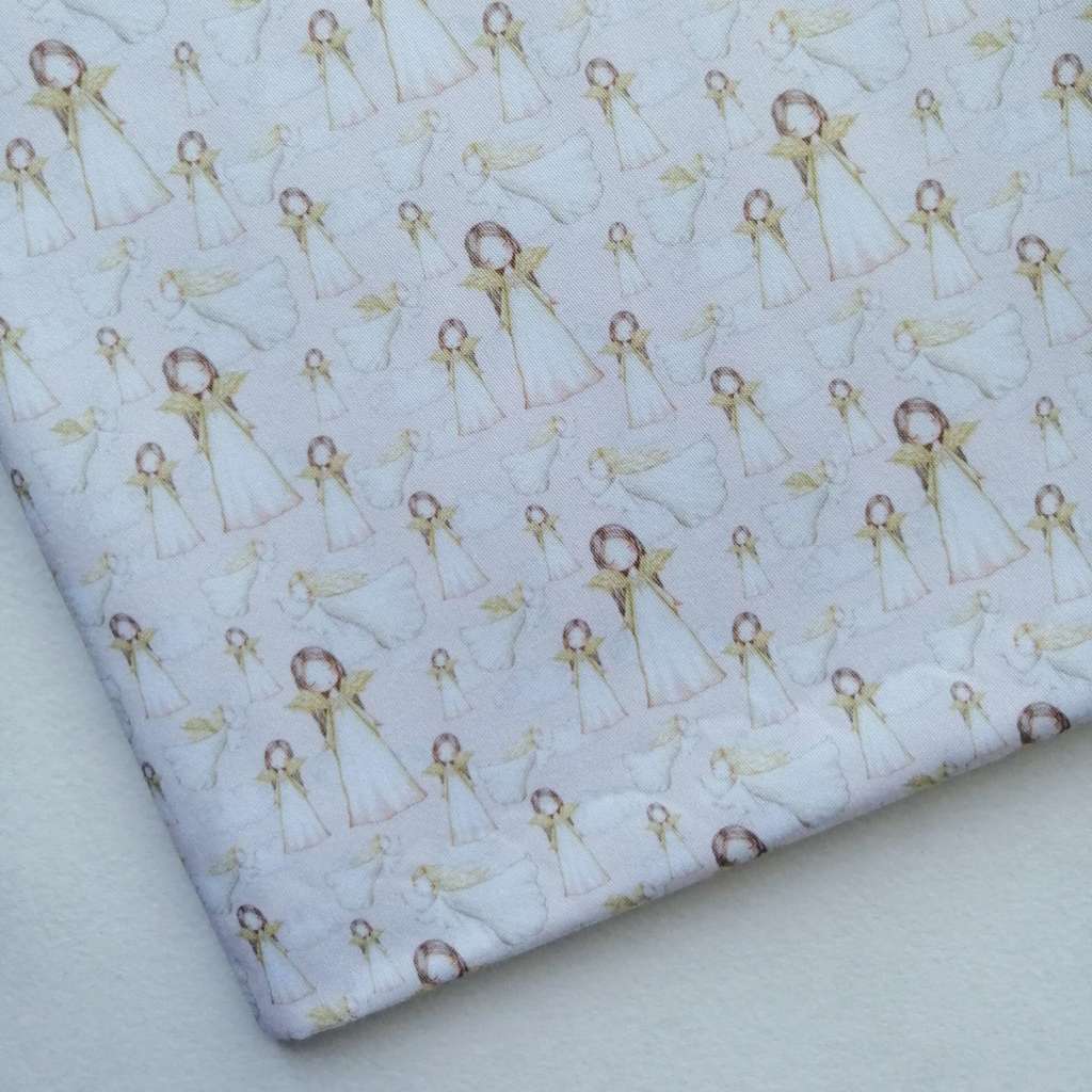 Отрез хлопка In Cotton - Ангелочки на нежно-розовом / сатин