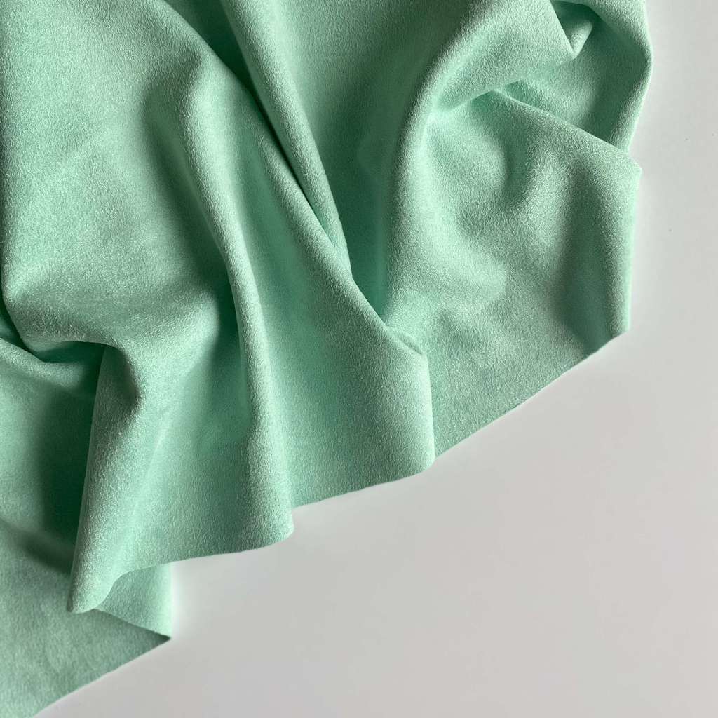 Замша двусторонняя - Нежно-зеленая
