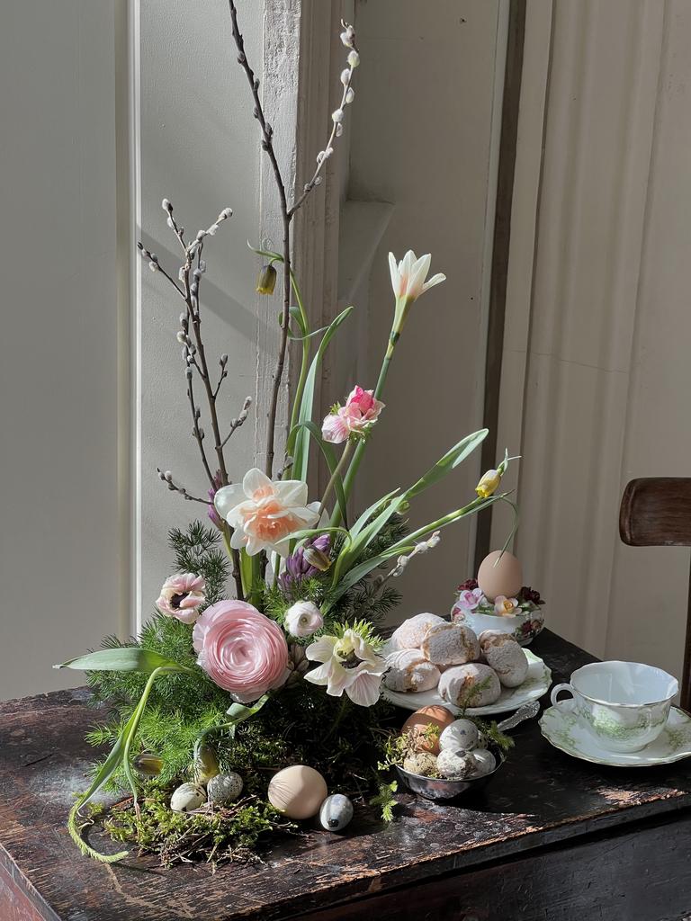 Садовая композиция на Пасху