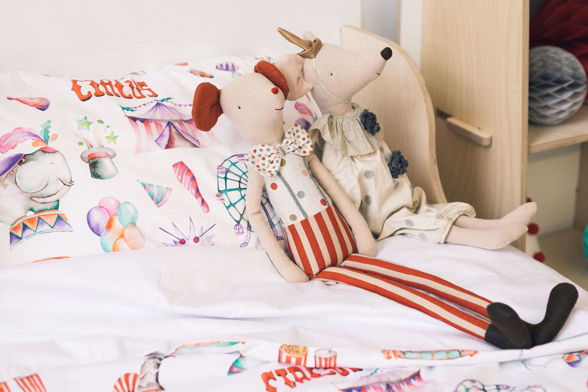 Детское постельное бельё из сатина  "Цирк"