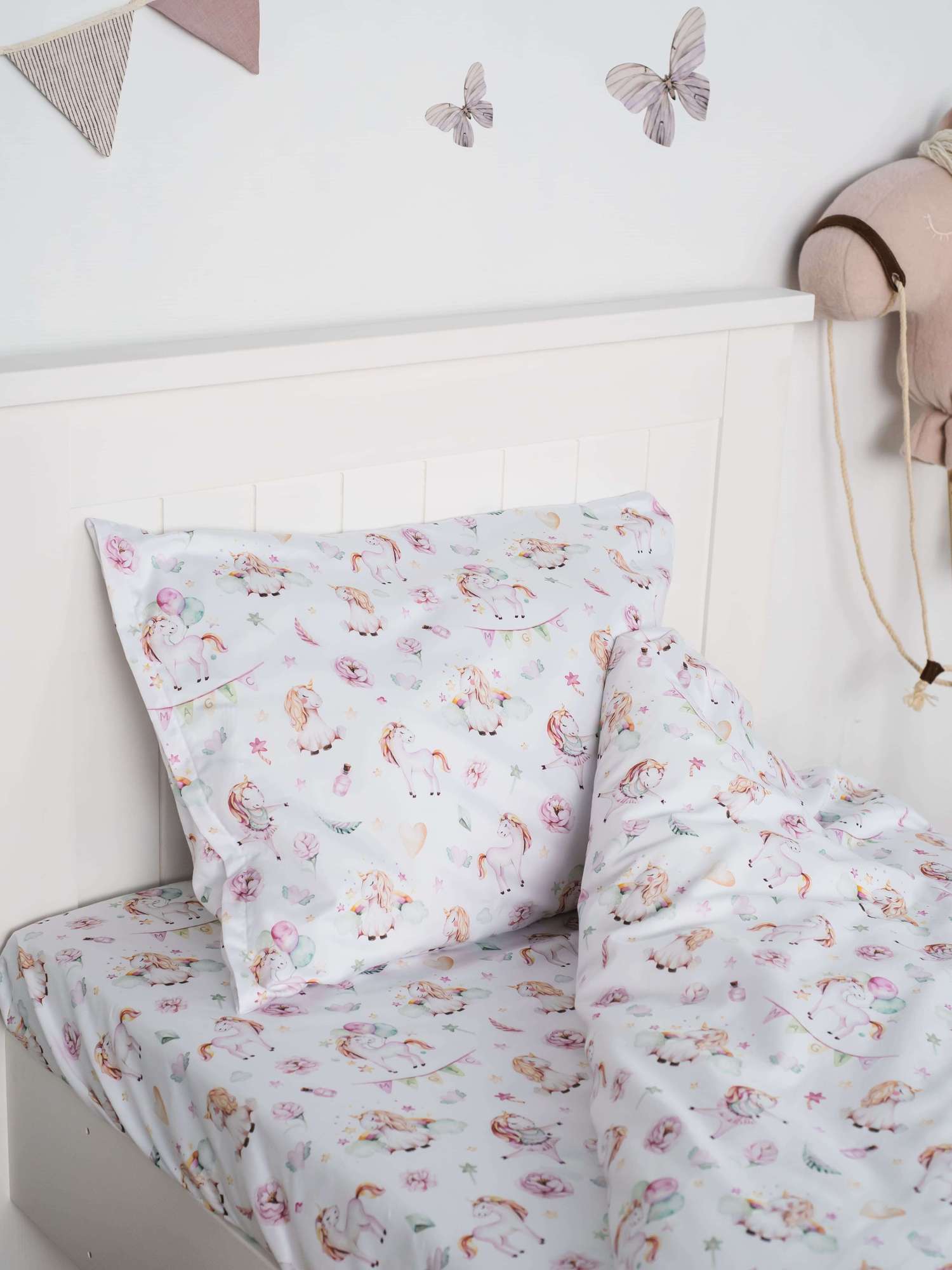 Детское постельное бельё из сатина "Magic world"