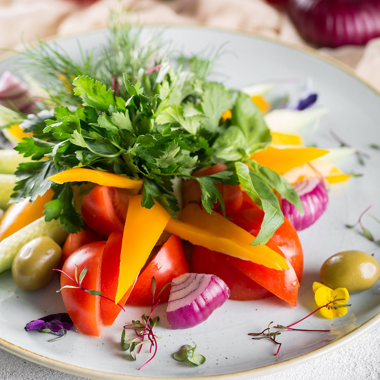 Ассорти свежих овощей