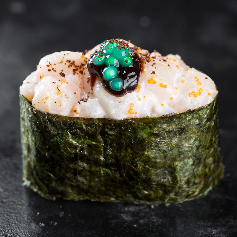 Гункан спайси с гребешком