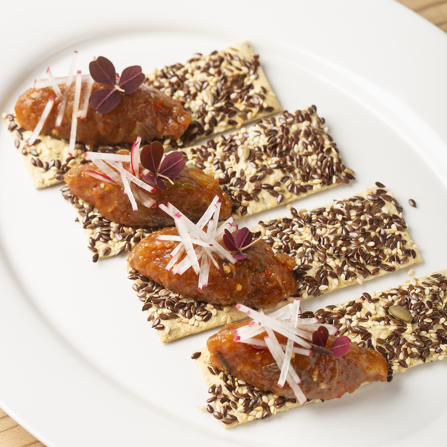 Баклажановая икра подкопченная на ольховой щепе