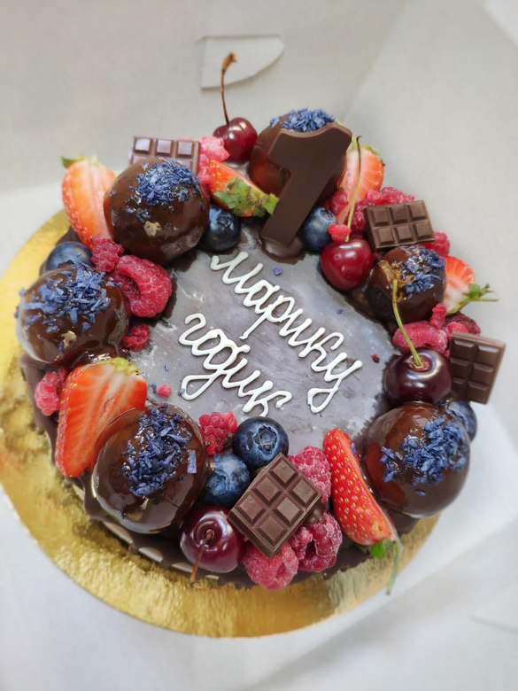 Безореховый шоколадный  торт