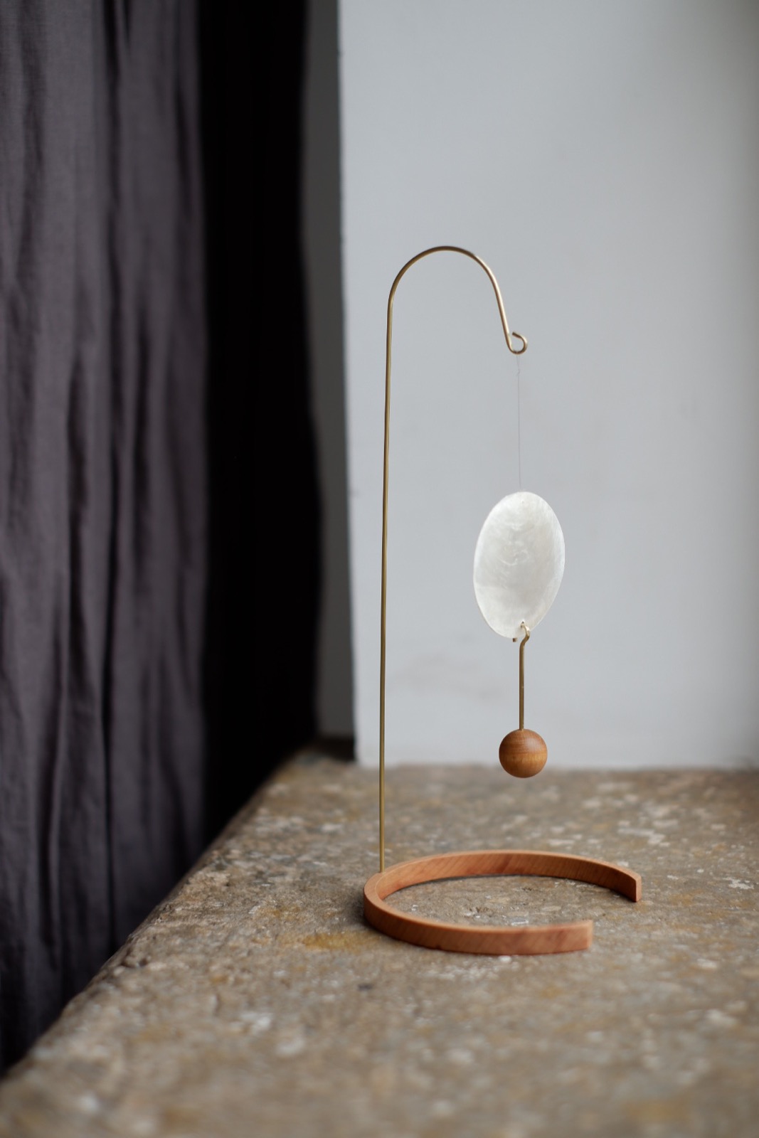 Сверчок настольный мобиль