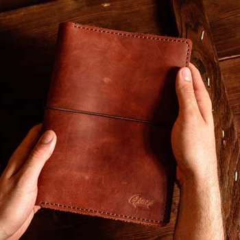 Блокнот на кольцах цвета коньяк