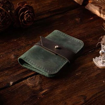 Картхолдер из кожи ручной работы