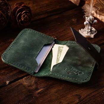 Картхолдер из натуральной кожи ручной работы