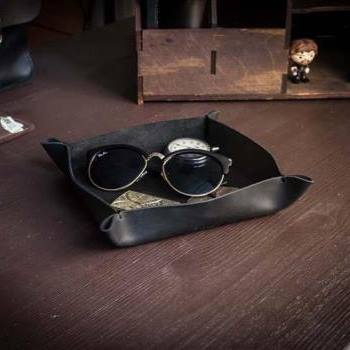 Настольный кожаный лоток органайзер