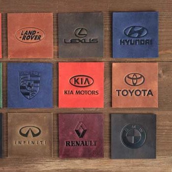 Тиснение логотипа авто