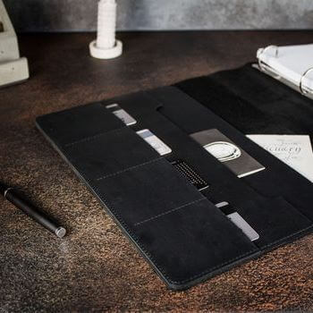 Блокнот А4 из натуральной кожи черного цвета ручной работы