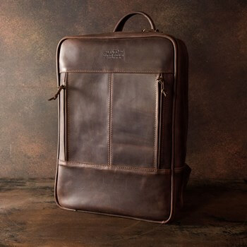 Рюкзак из кожи ручной работы