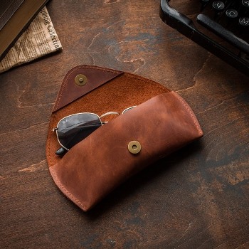 Чехол для очков с гравировкой