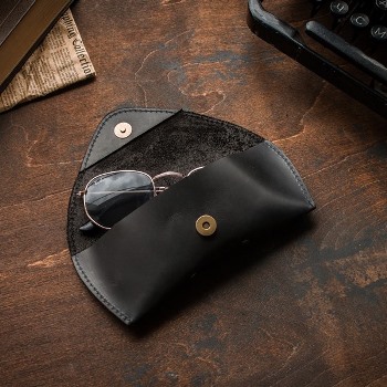 Чехол для очков из натуральной кожи