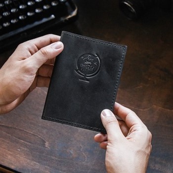 Обложка на паспорт из натуральной кожи GINZO