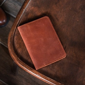 Обложка для паспорта с карманом ручной работы