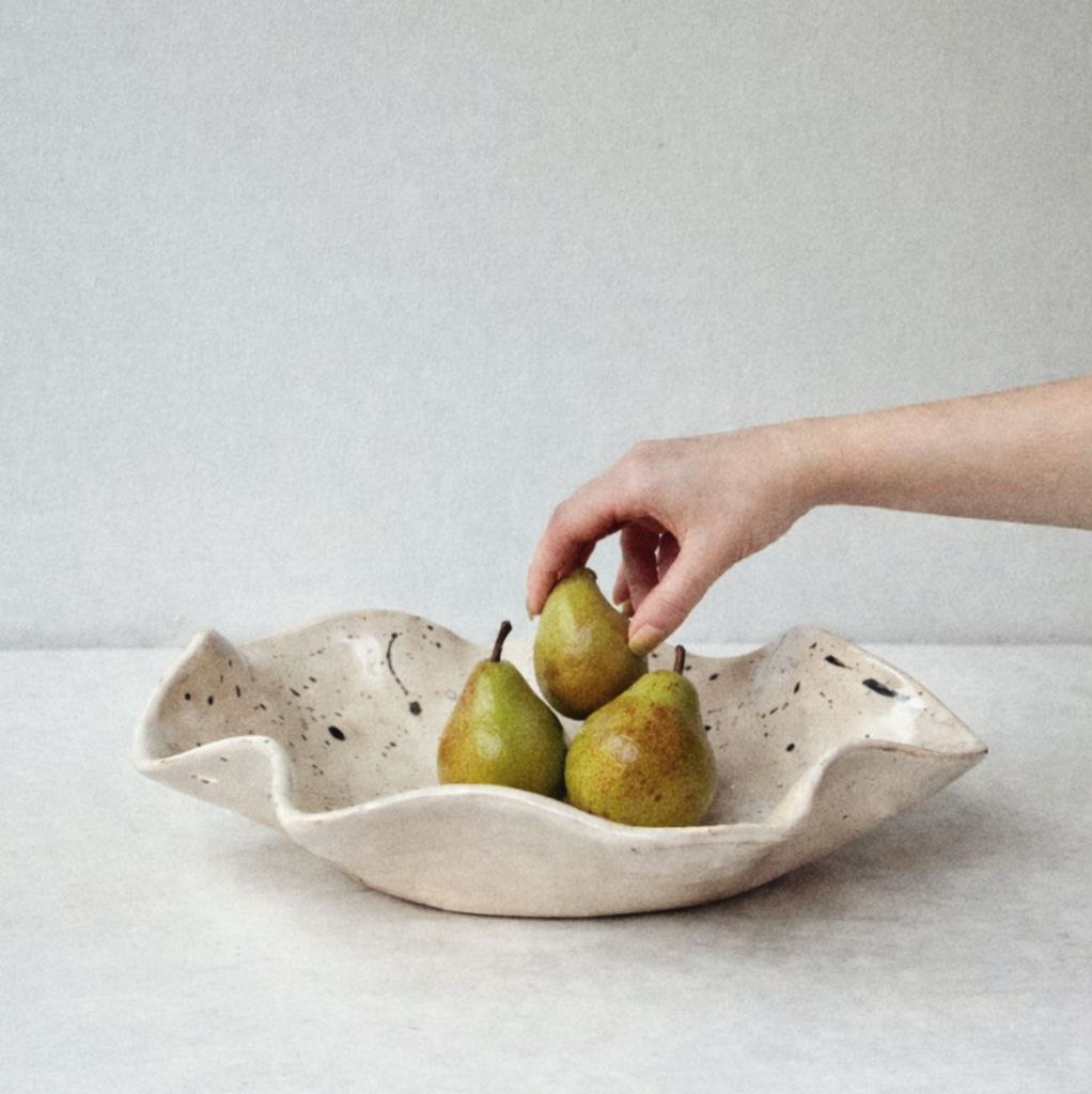 Тарелка  глубокая "Черные брызги"