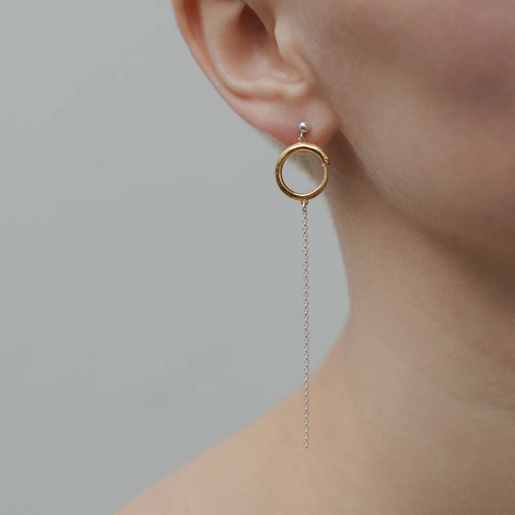 Cерьги длинные 'Meditation' позолота