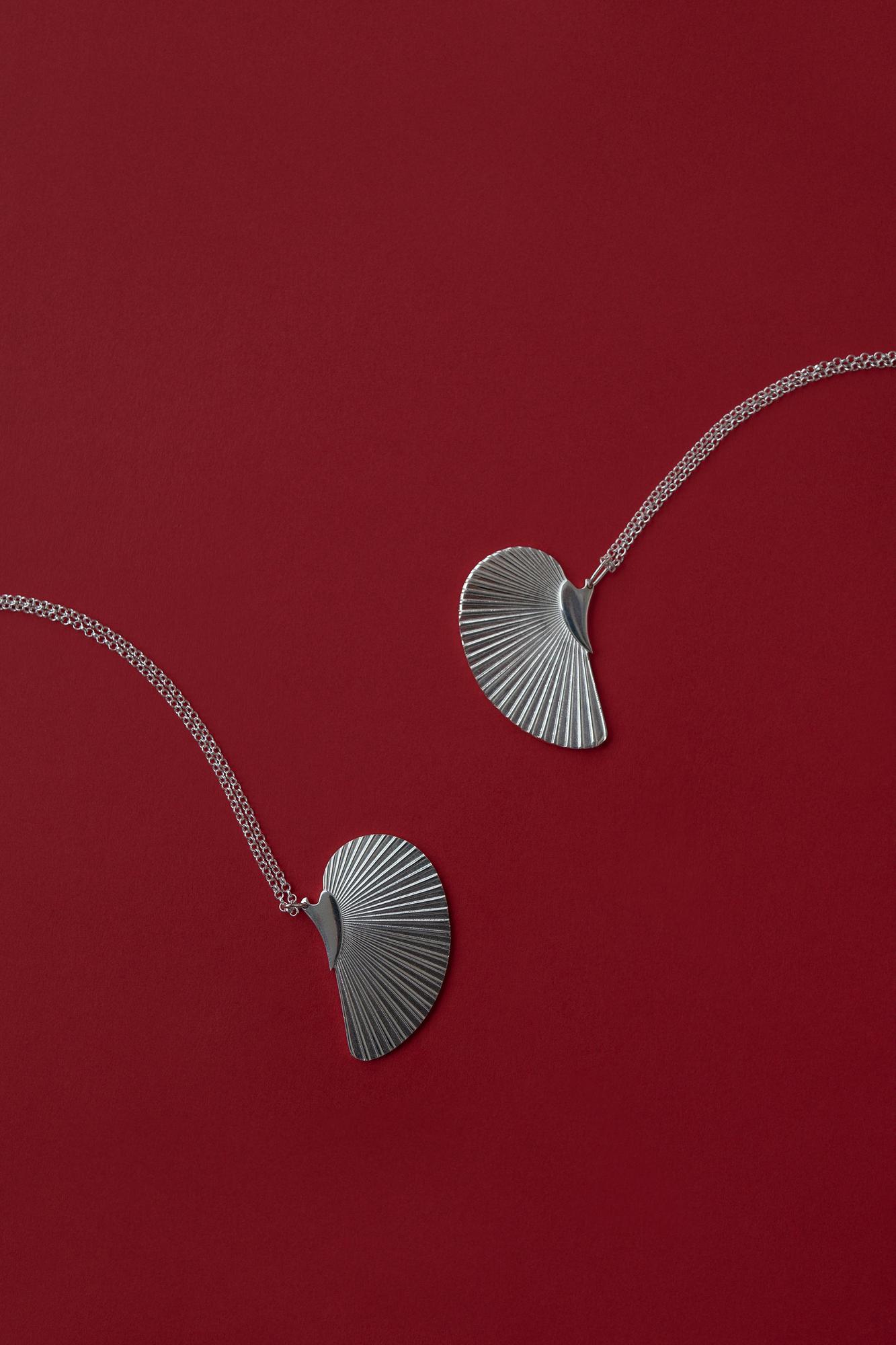 Подвеска Веер 'Крыло любви'