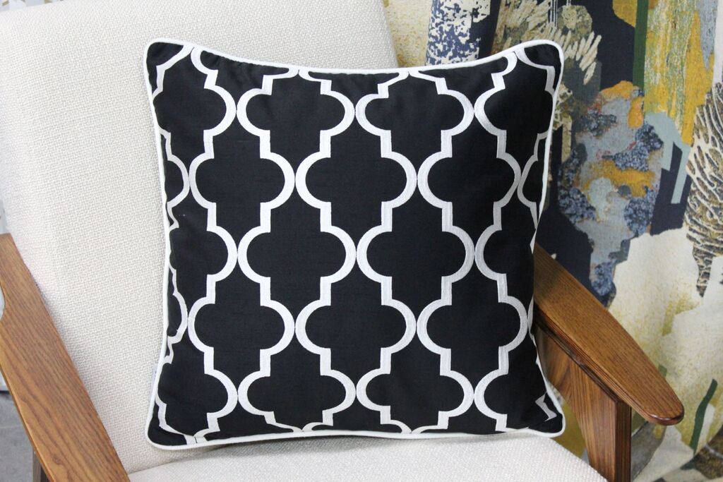 Декоративная подушка "Black velvet" 50х50 см