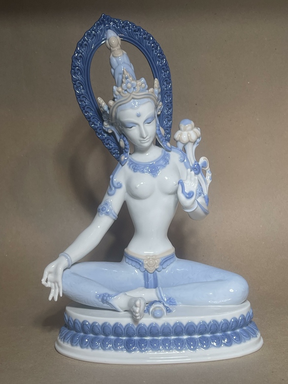 Lladro индуистская богиня Тара 1215 фарфор Испания
