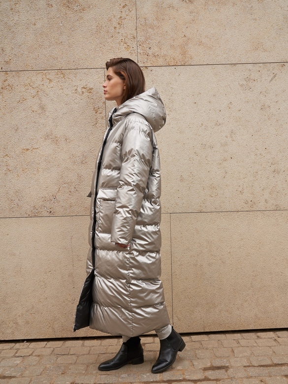 Пуховик цв. черный-серебро арт.м-508