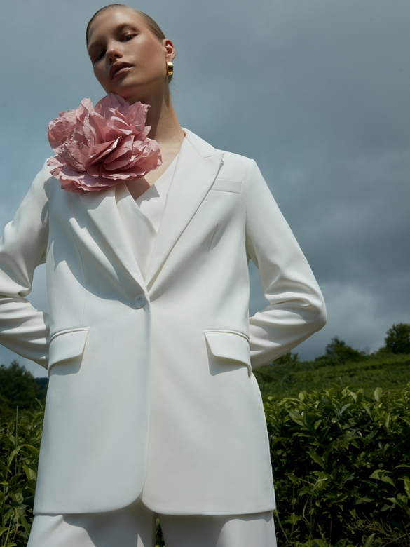 Костюм цв. молочный арт. м-566