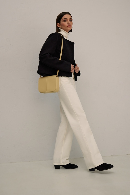 Джинсы цв. молочный арт. М-582