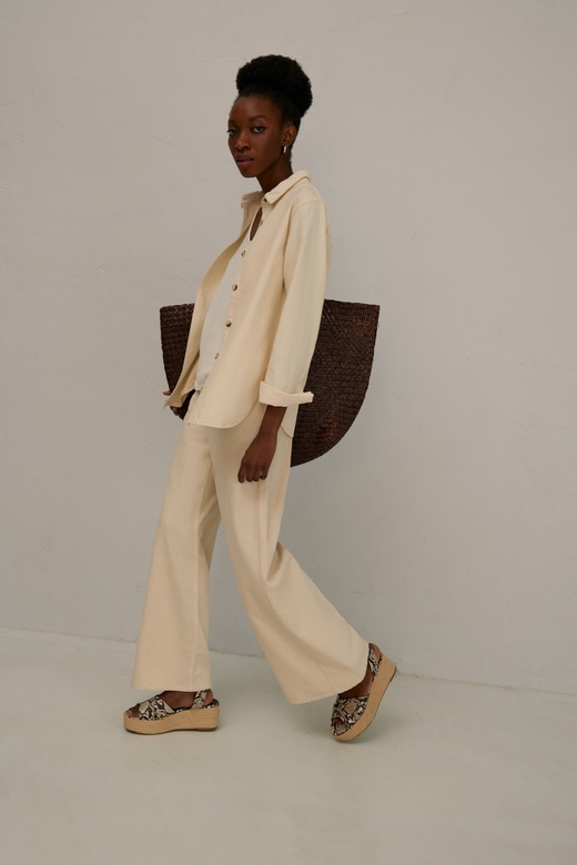 Джинсы цв. светло-бежевый арт. М-588