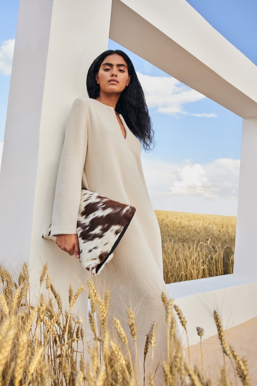 Платье цв. светло-бежевый арт. м-600