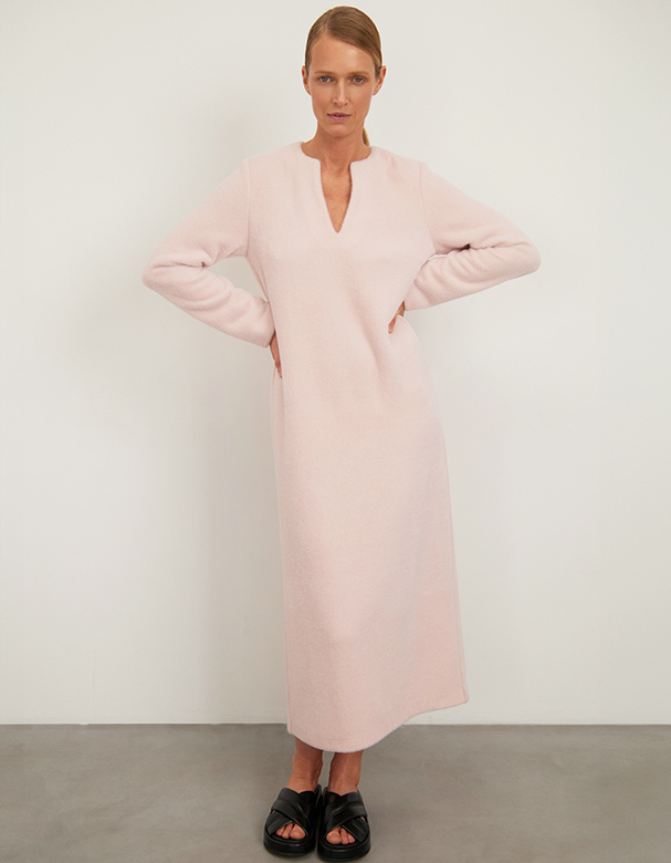 Платье цв. пудровый арт. м-600