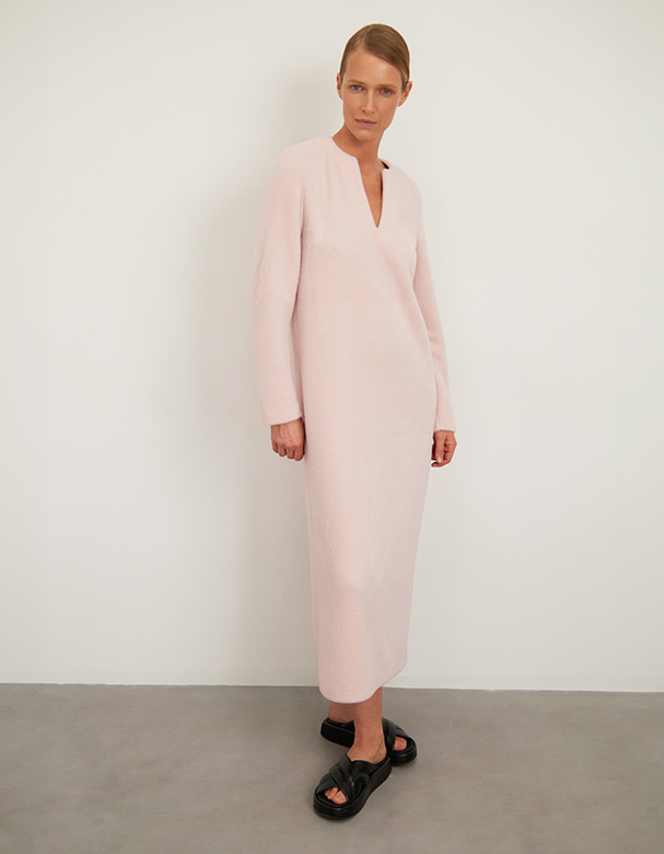 Платье цв. пудровый арт. м-600