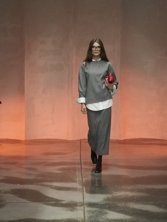 Свитер цв. серый арт. м-617