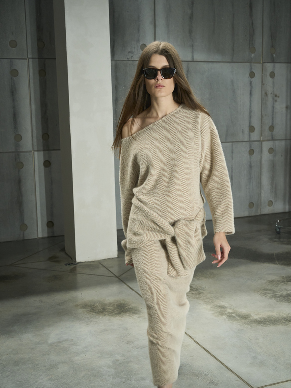 Свитер цв. елочка-капучино арт. м-614