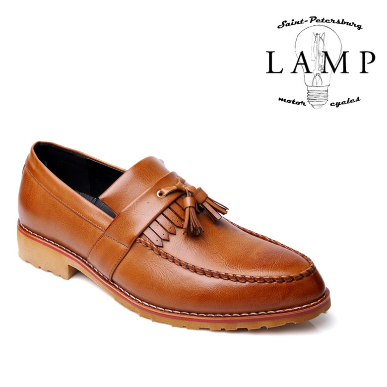 Tassel brown leather loafers 600