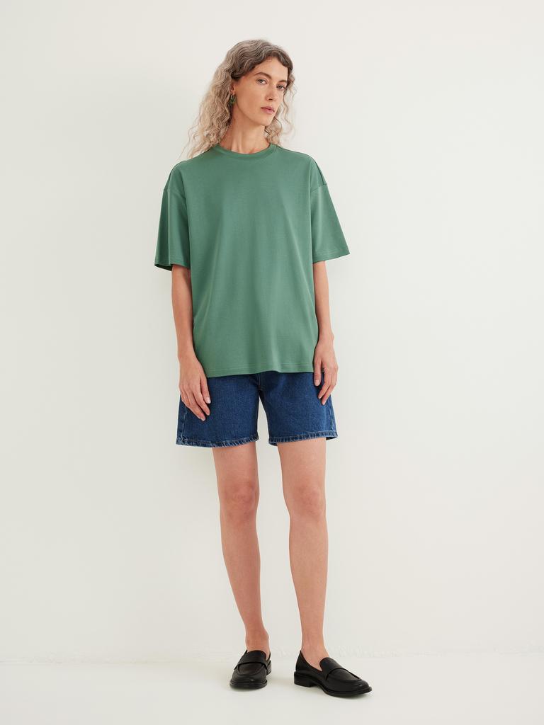 Футболка зеленого цвета