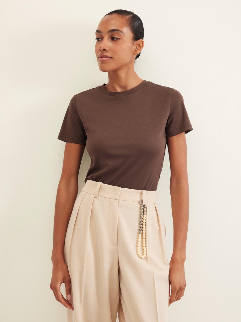 Футболка коричневого цвета