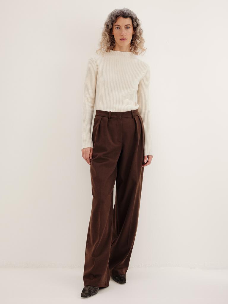 Брюки шерстяные коричневого цвета