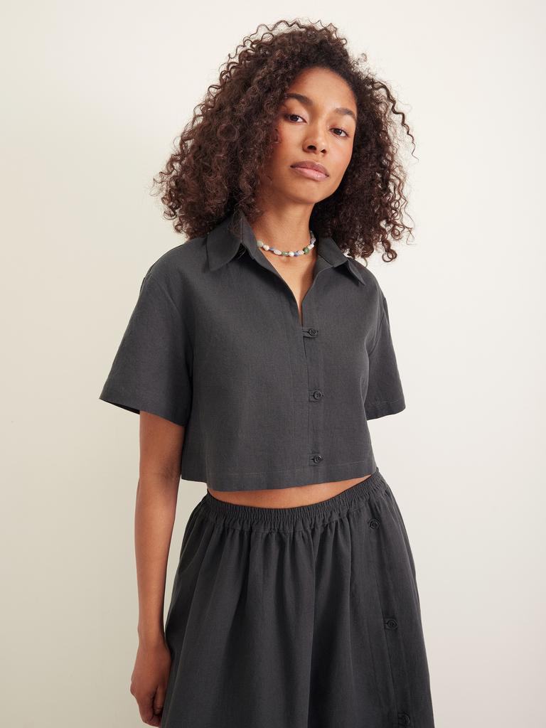 Льняная рубашка графитового цвета