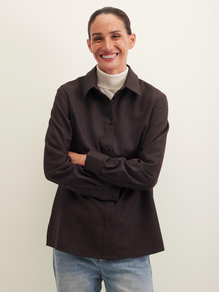 Рубашка из шерсти коричневого цвета