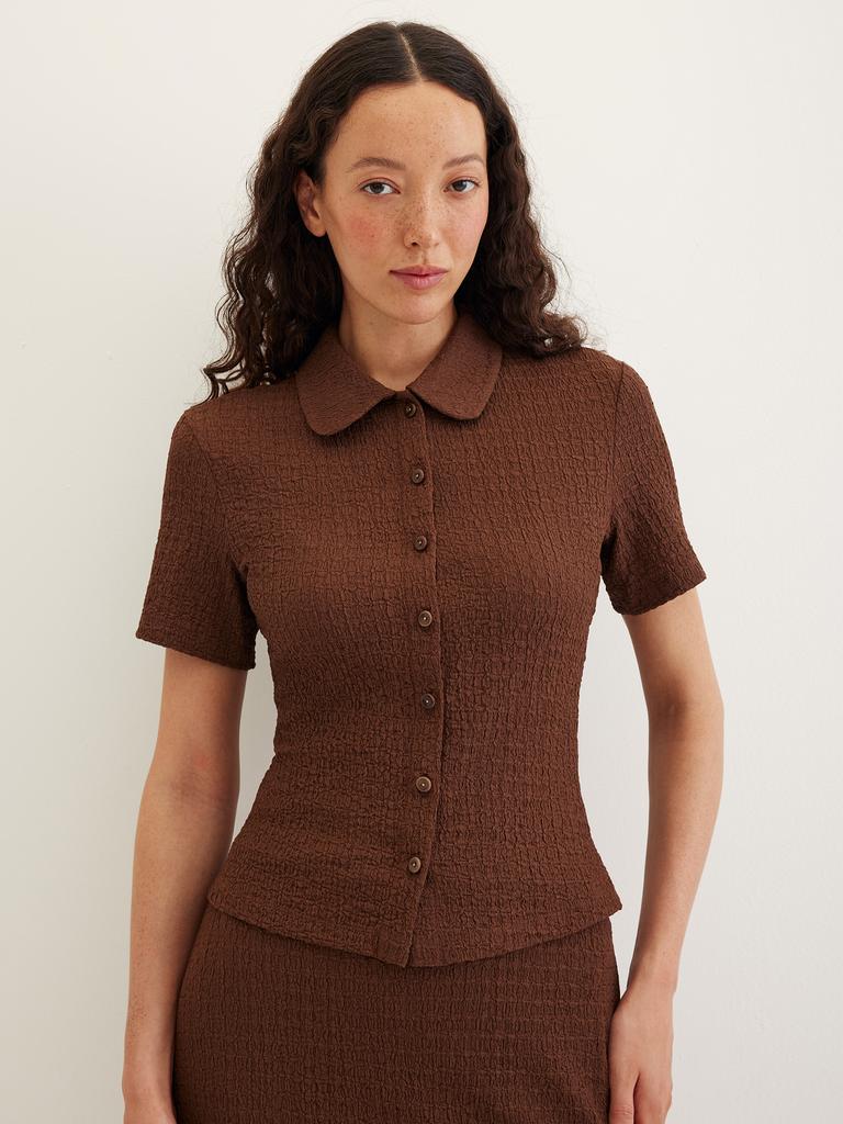 Рубашка slim из фактурного трикотажа