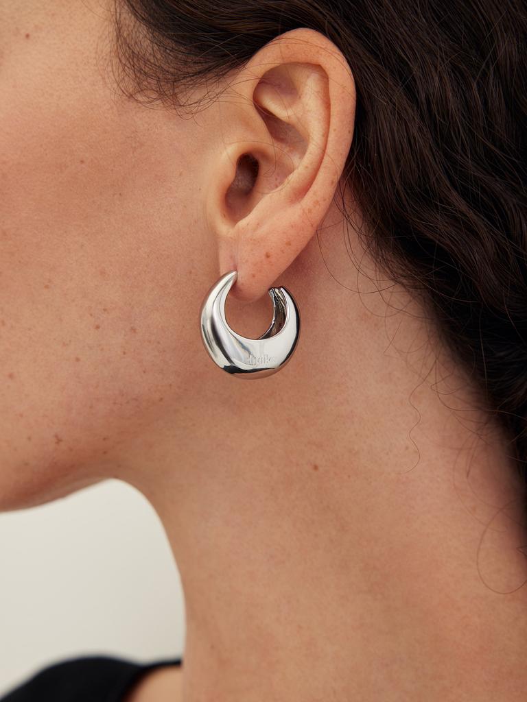 Серьги серебристого цвета