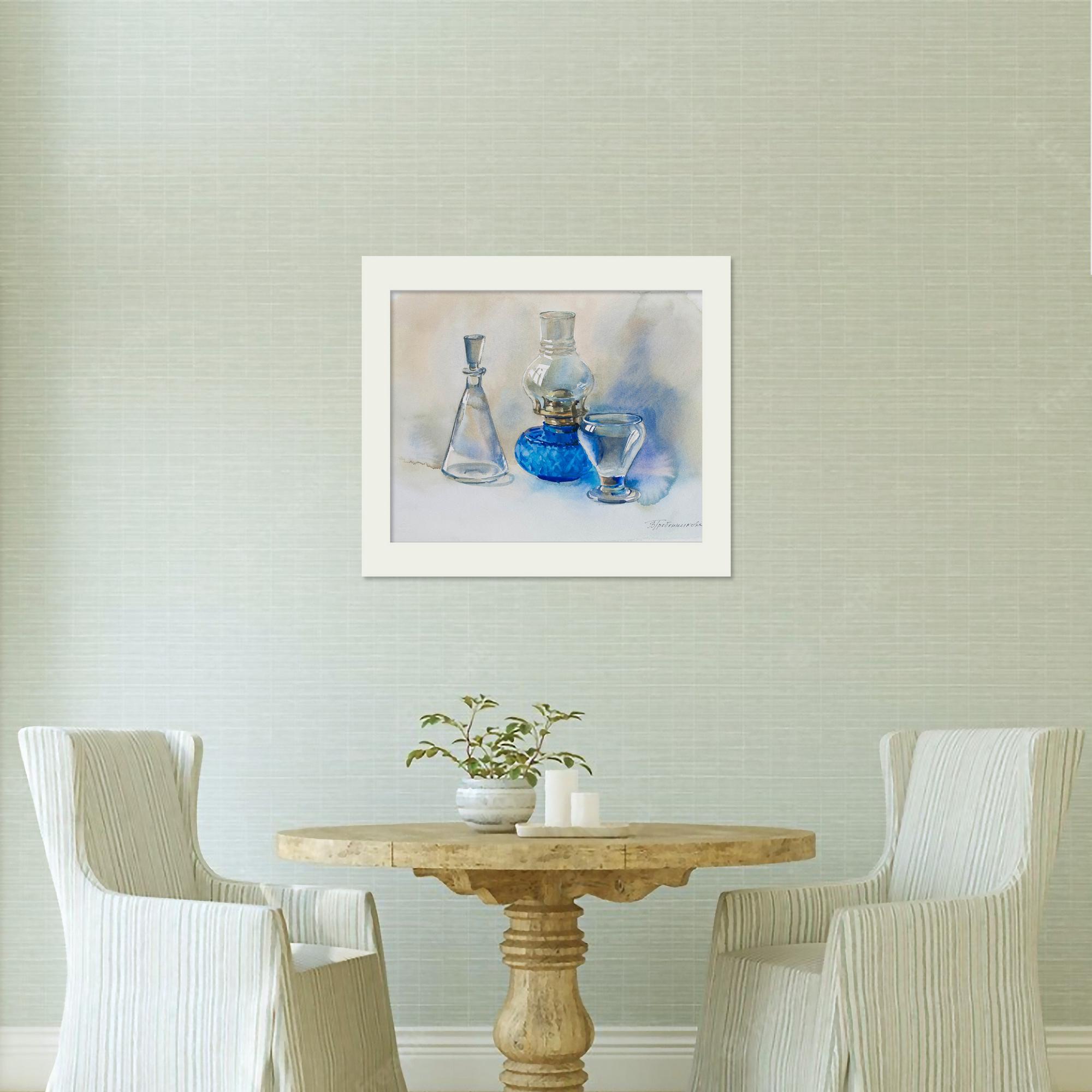 Натюрморт с синей лампой