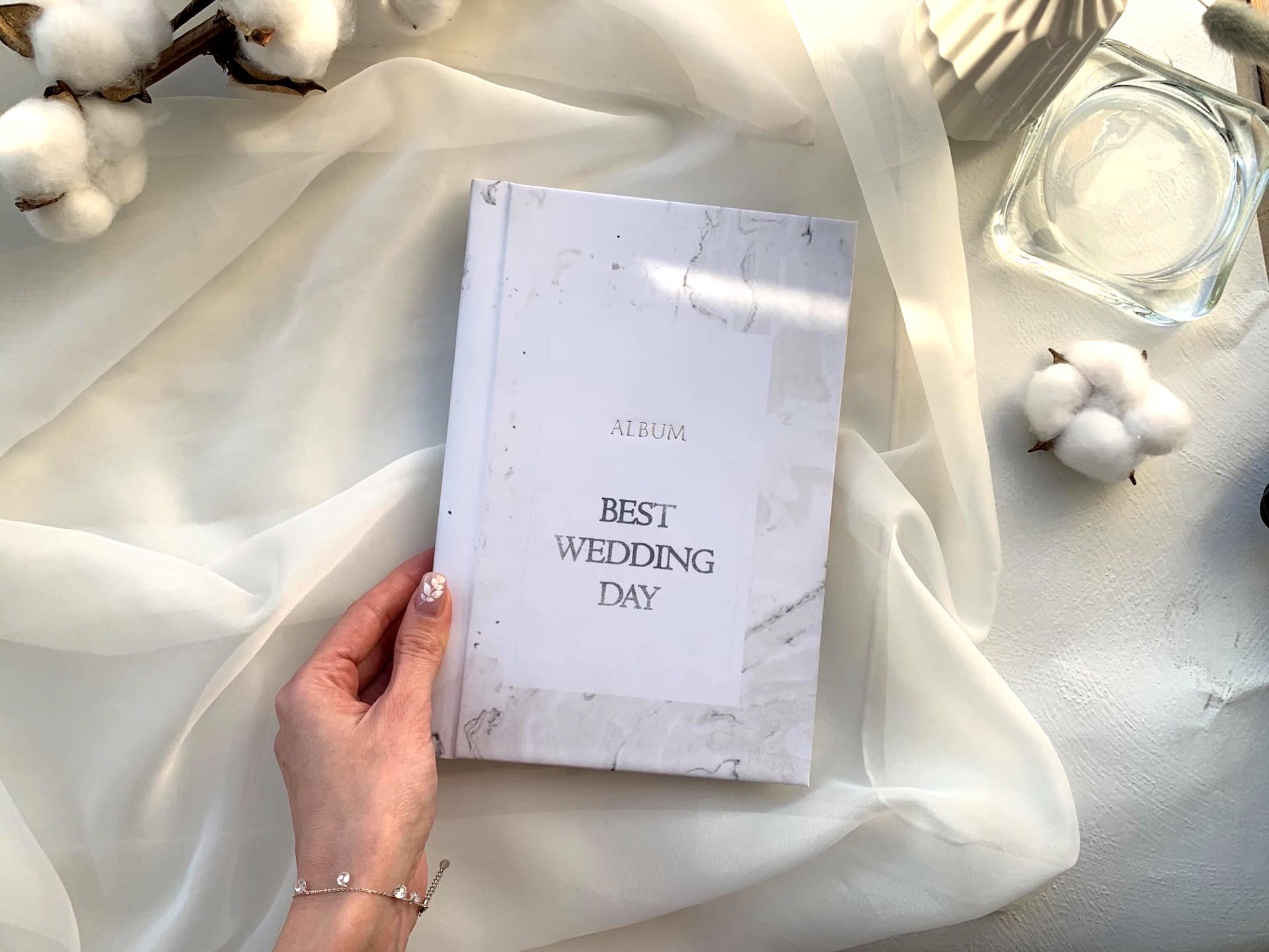 ФОТОКНИГА В МАТОВОЙ ОБЛОЖКЕ С МРАМОРОМ 15х22 СМ